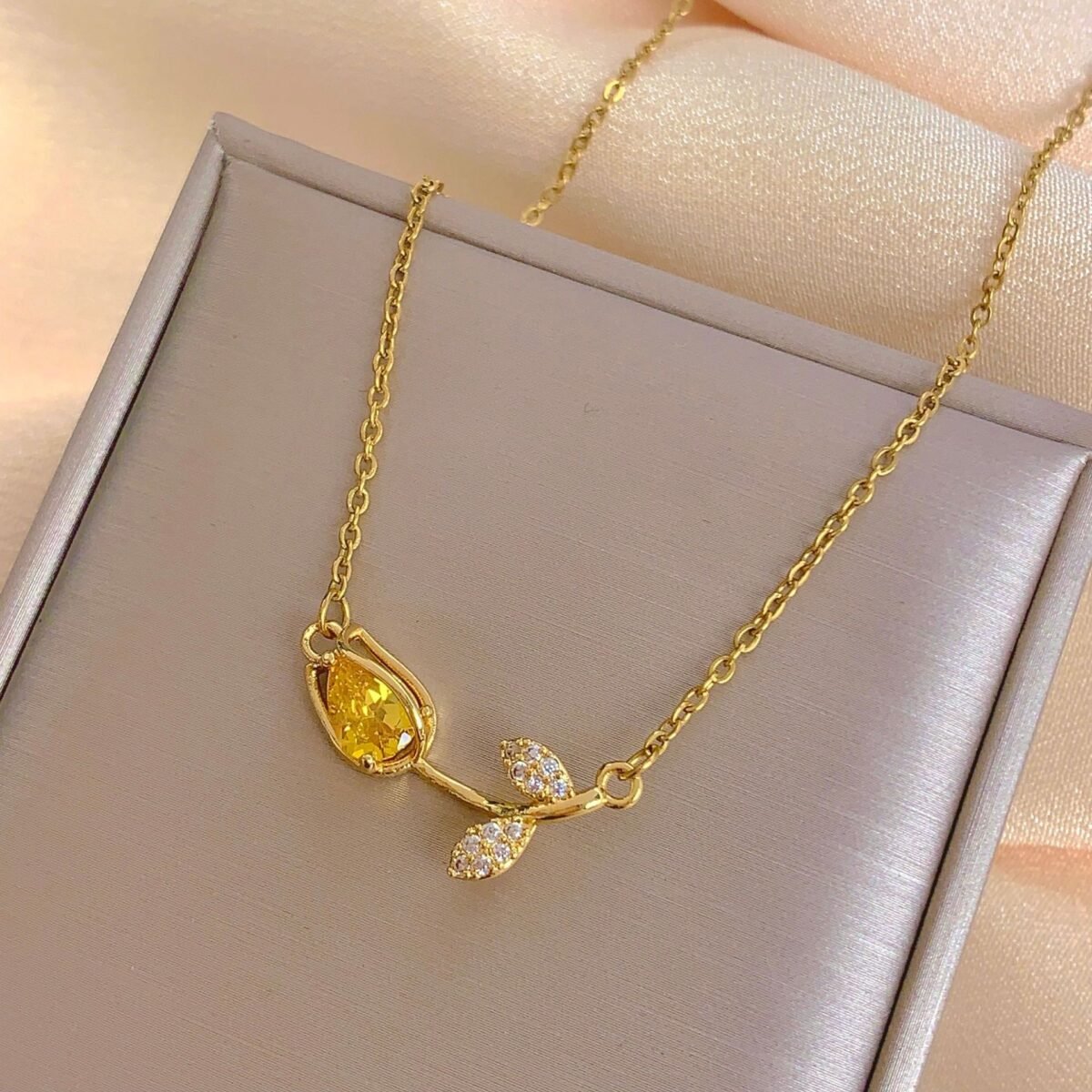 Tulip Stainless Steel Pendant Necklace Jewelry Accessories - Image 11